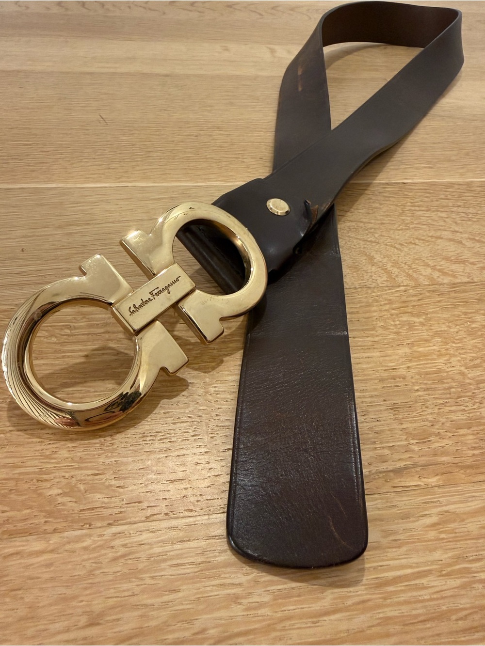 Authentic Salvatore Ferragamo Brown Leather Belt with Gold Gancini Buckle - Picture 12 of 14